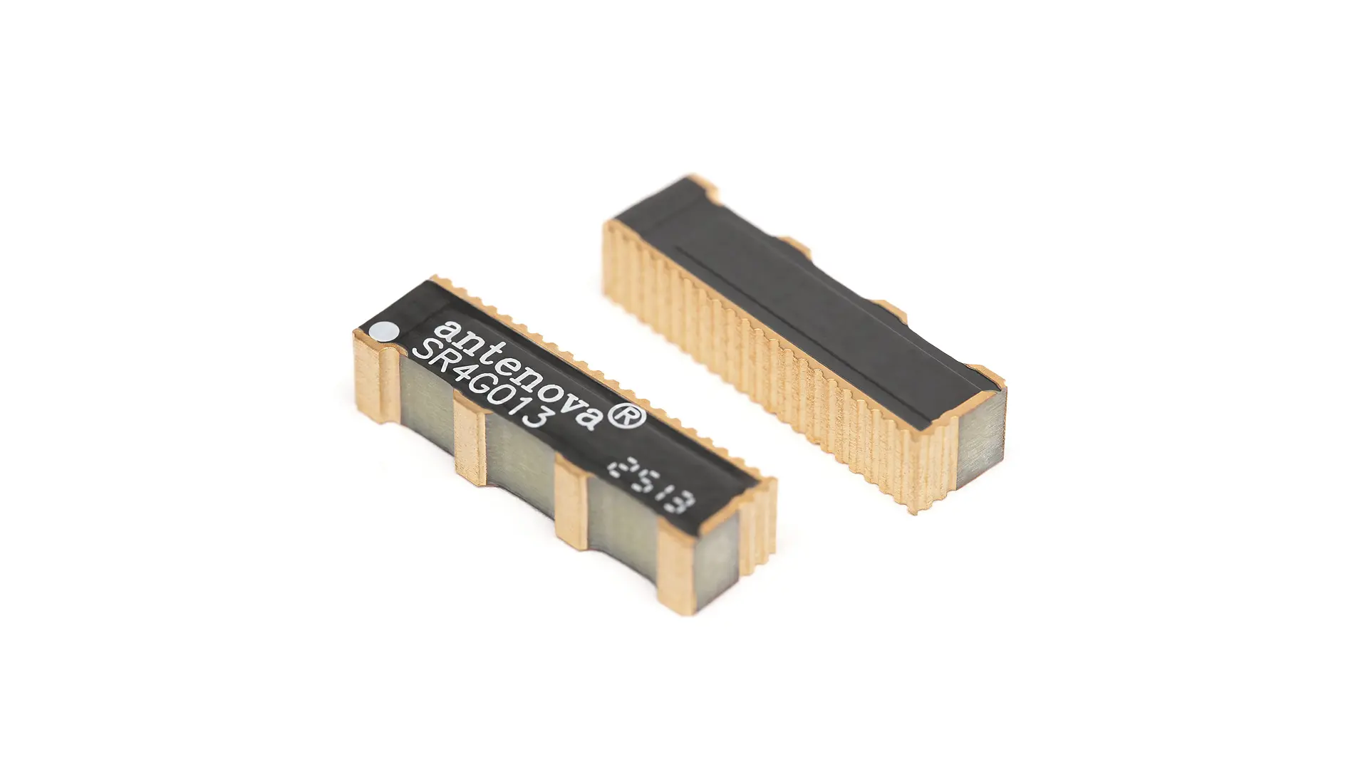 Beltii SR4G013 GPS GLONASS chip antenna, surface mount
